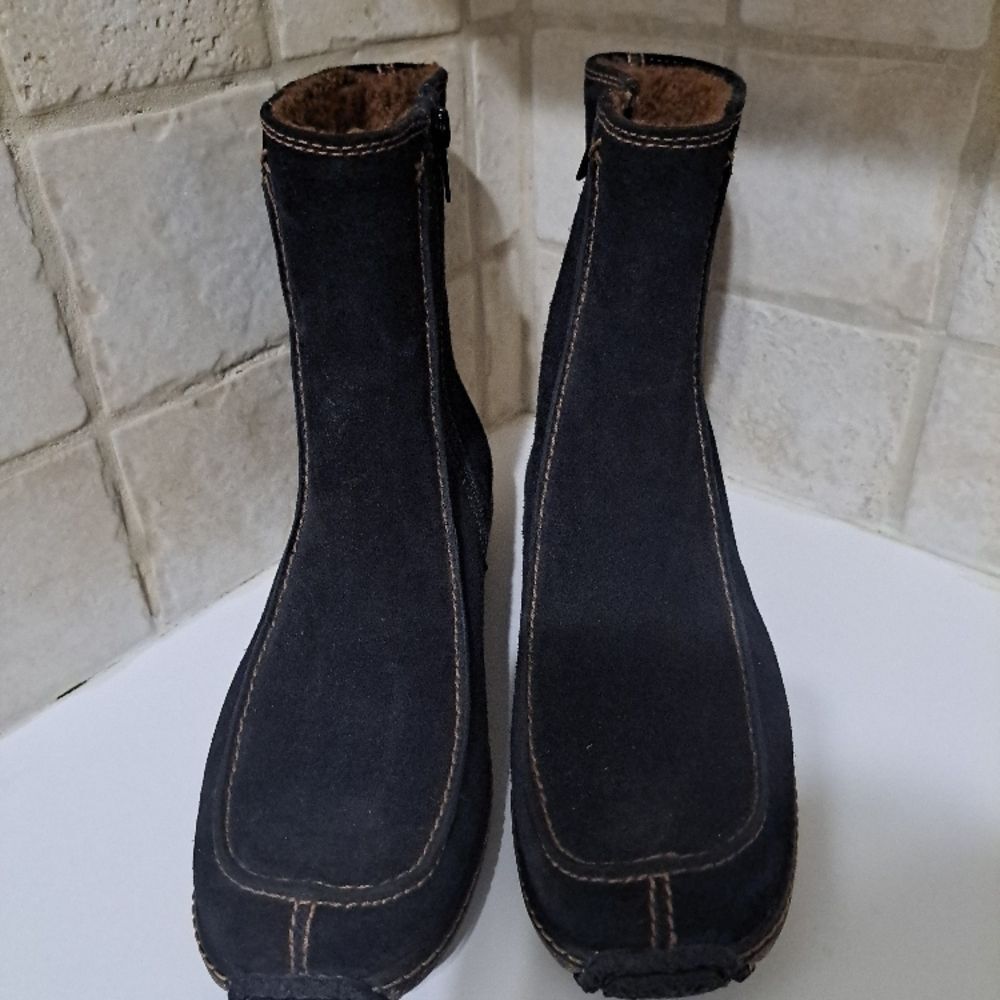 Timberland Black Suede Side Zip Leather Boots size 8 - Picture 2 of 6